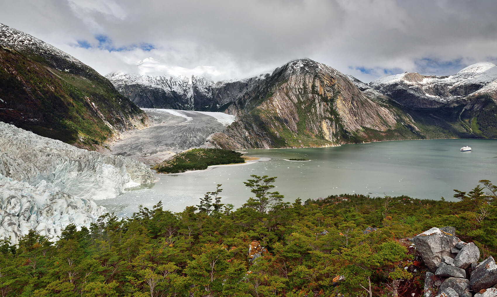 tierra-del-fuego-australis-cruise.jpg