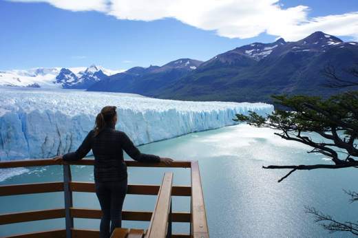 Scenic glacier view from the Perito Moreno lookout in Patagonia, Argentina. 